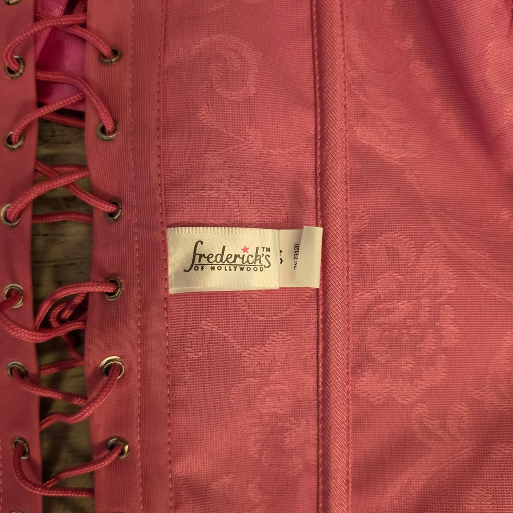 Vintage frederick's of Hollywood Pink Brocade Corset Halter Top Size 34 GC - Picture 2 of 10
